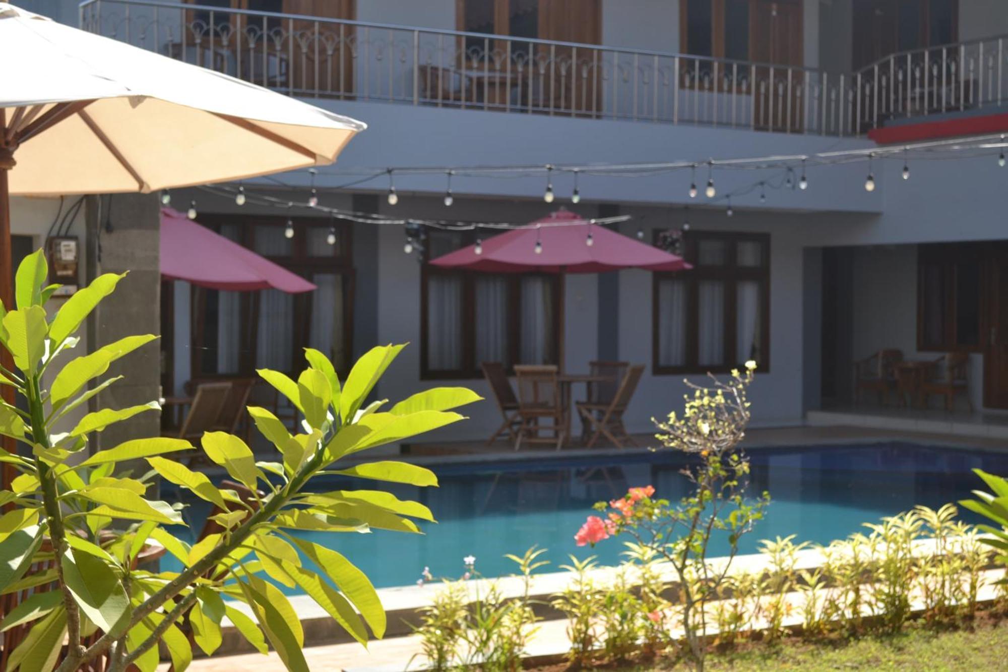 Hotel Asri Baru Purwokerto Bagian luar foto